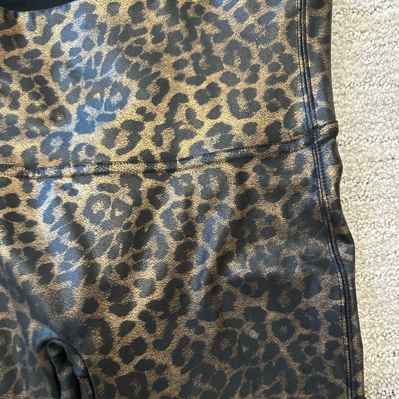 Cheetah SPANX leggings - Picture 3 of 3